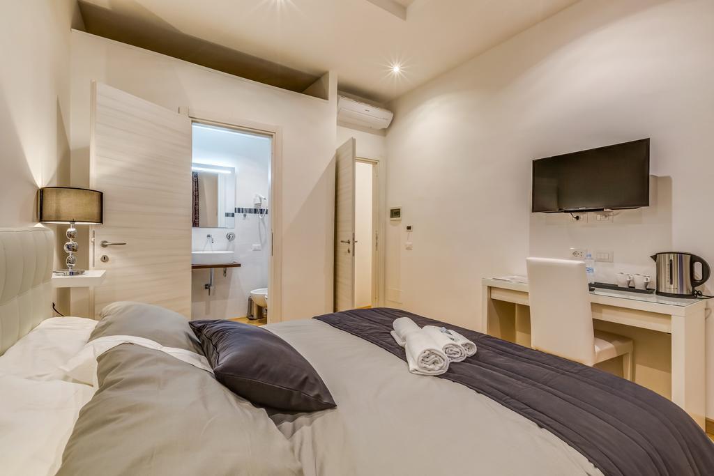 Prati Luxury Suites Рим Номер фото