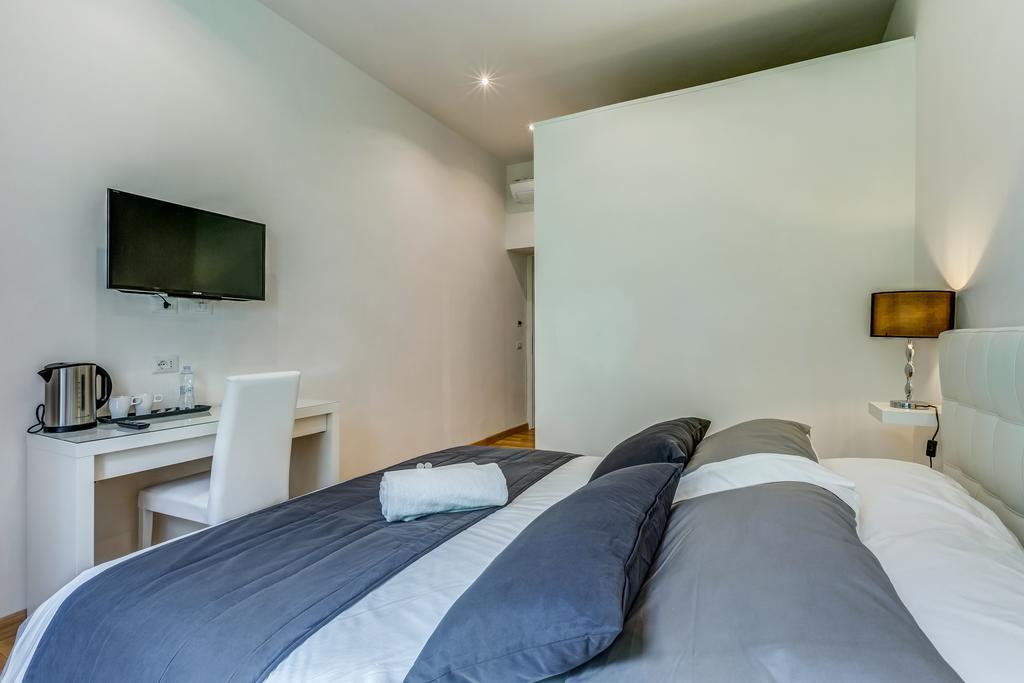 Prati Luxury Suites Рим Номер фото